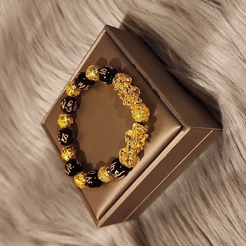 Feng shui Black Obsidian Wealth Bracelet Lucky charm bracelet